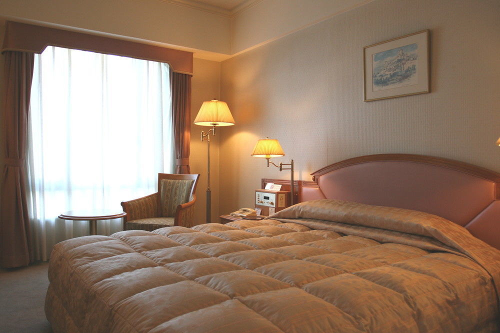 Kure Hankyu Hotel Buitenkant foto
